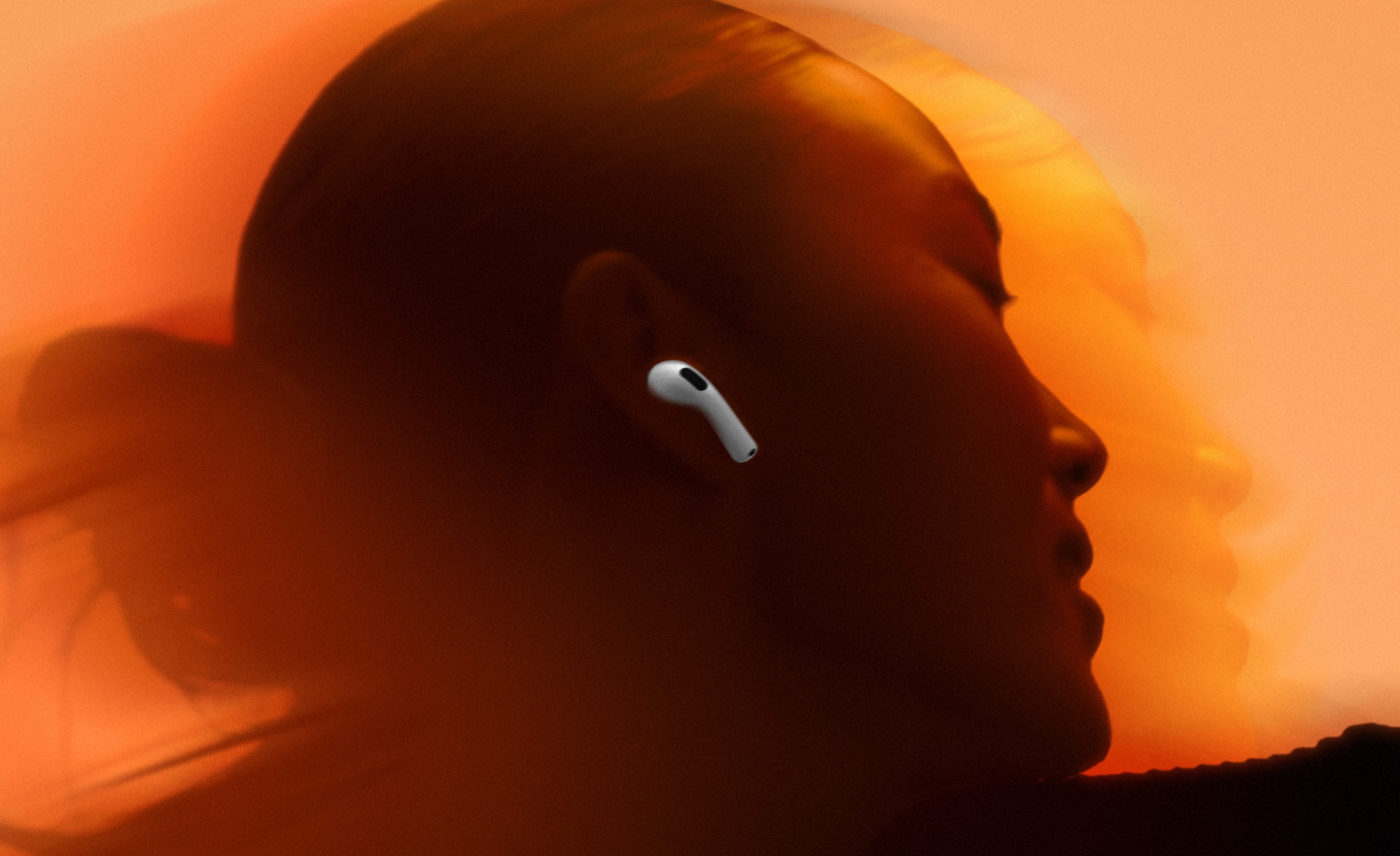 AirPods 5 с активным шумоподавлением во время танца